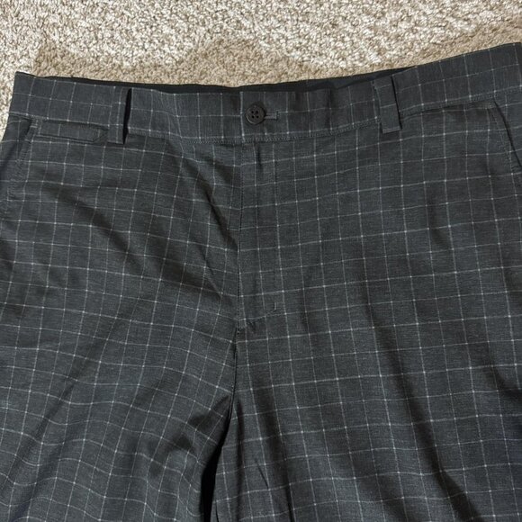 Nike Golf Chino Shorts Mens 34 Charcoal Gray Windowpane Flat Front Dri-FIT Golf - Picture 2 of 8
